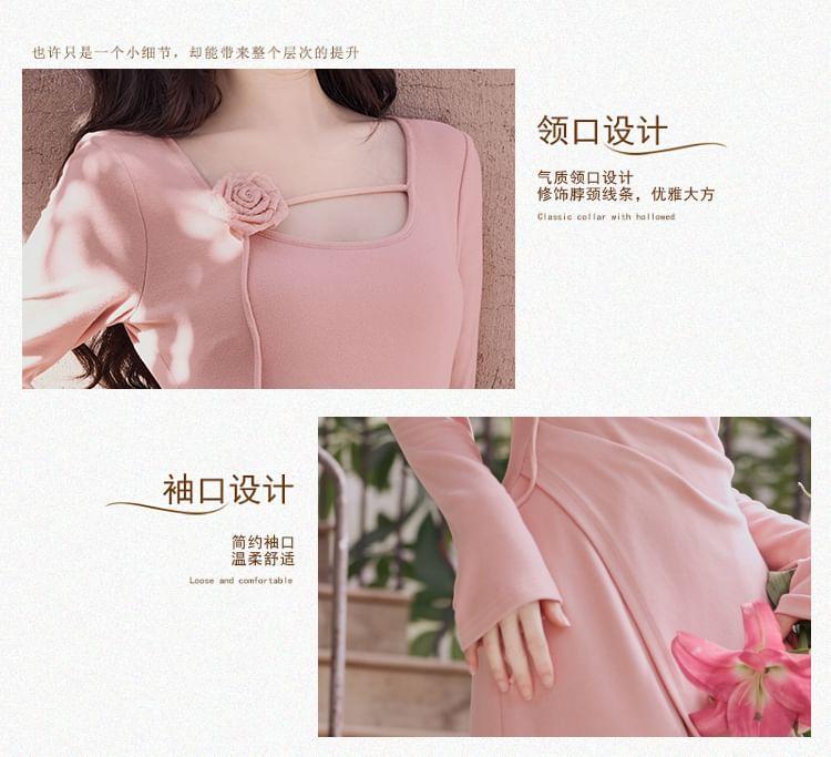 Long-Sleeve Scoop Neck Plain Slit Flower Accent Midi Sheath Knit Dress Product Image