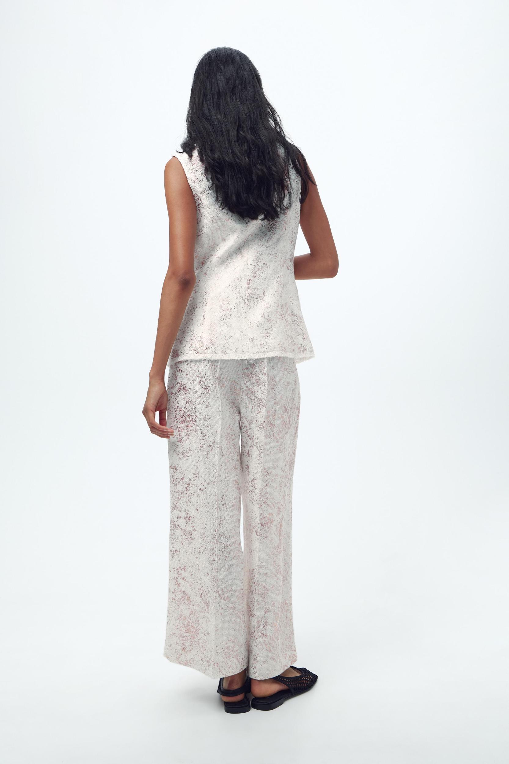 METALLIC LOOK VEST Product Image