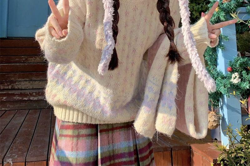 Round Neck Patterned Sweater Product Image