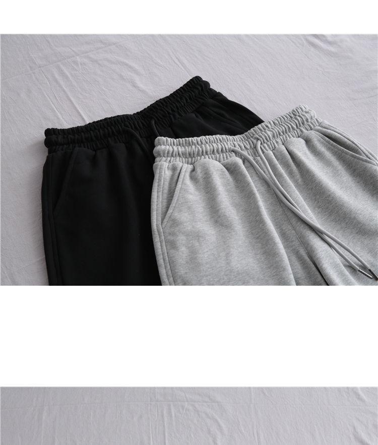 Plain Sweatshorts Product Image