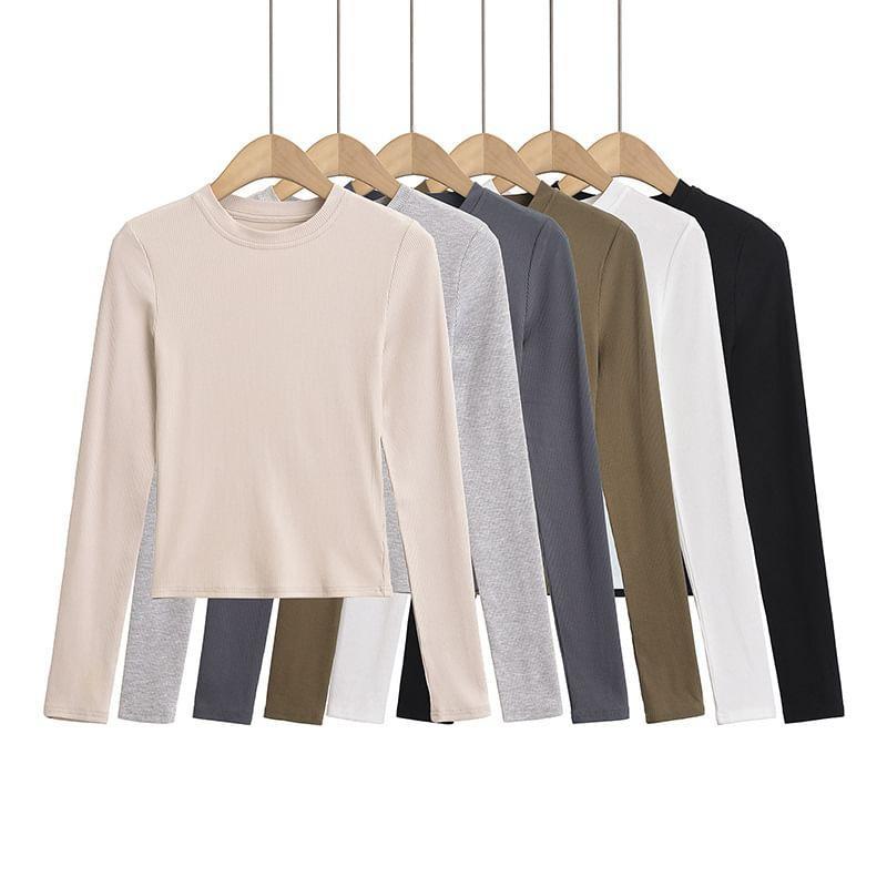 Long Sleeve Crew Neck Plain Crop Tee Product Image