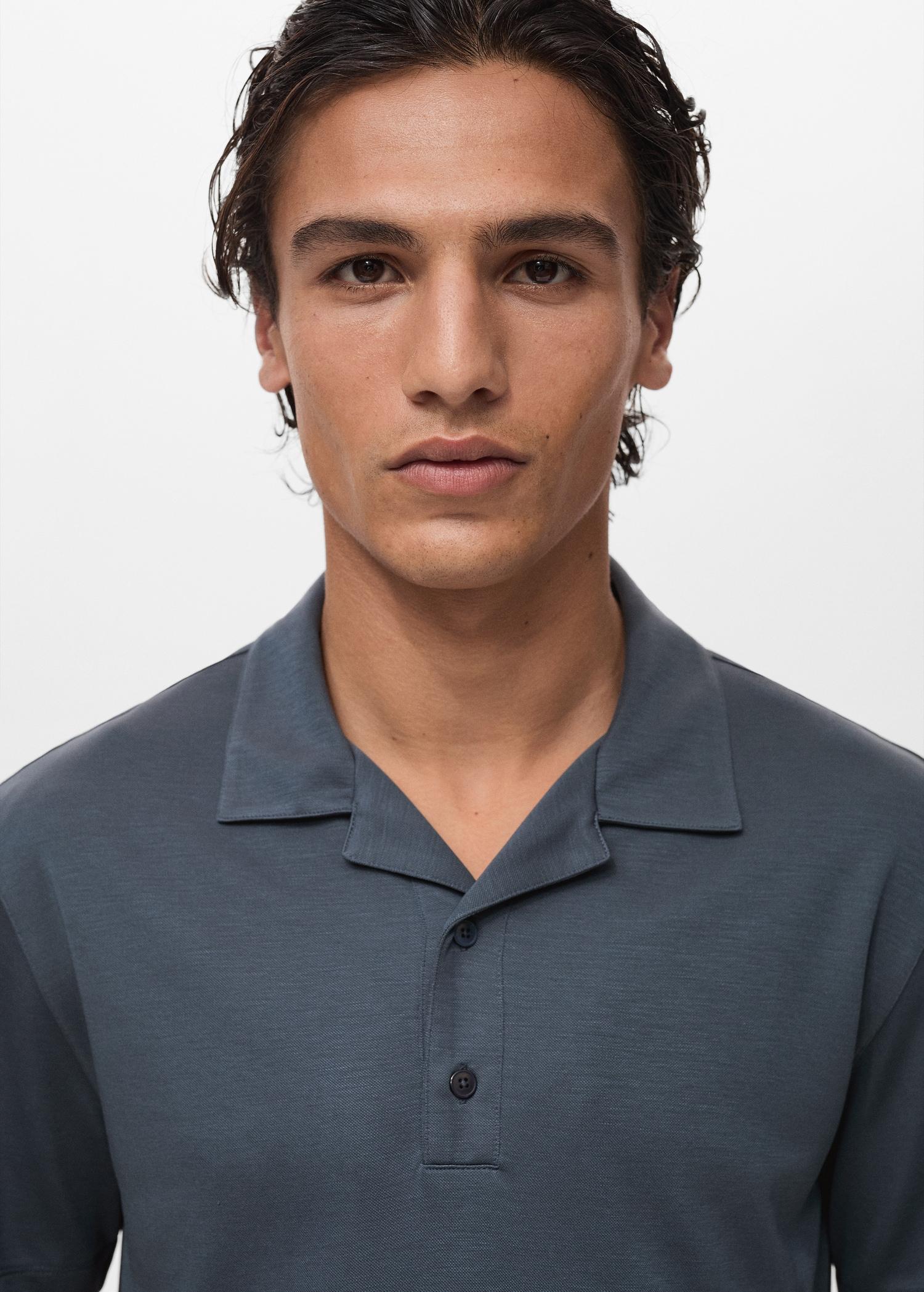 Lyocell polo shirt with bowling collar - Men | MANGO USA Product Image