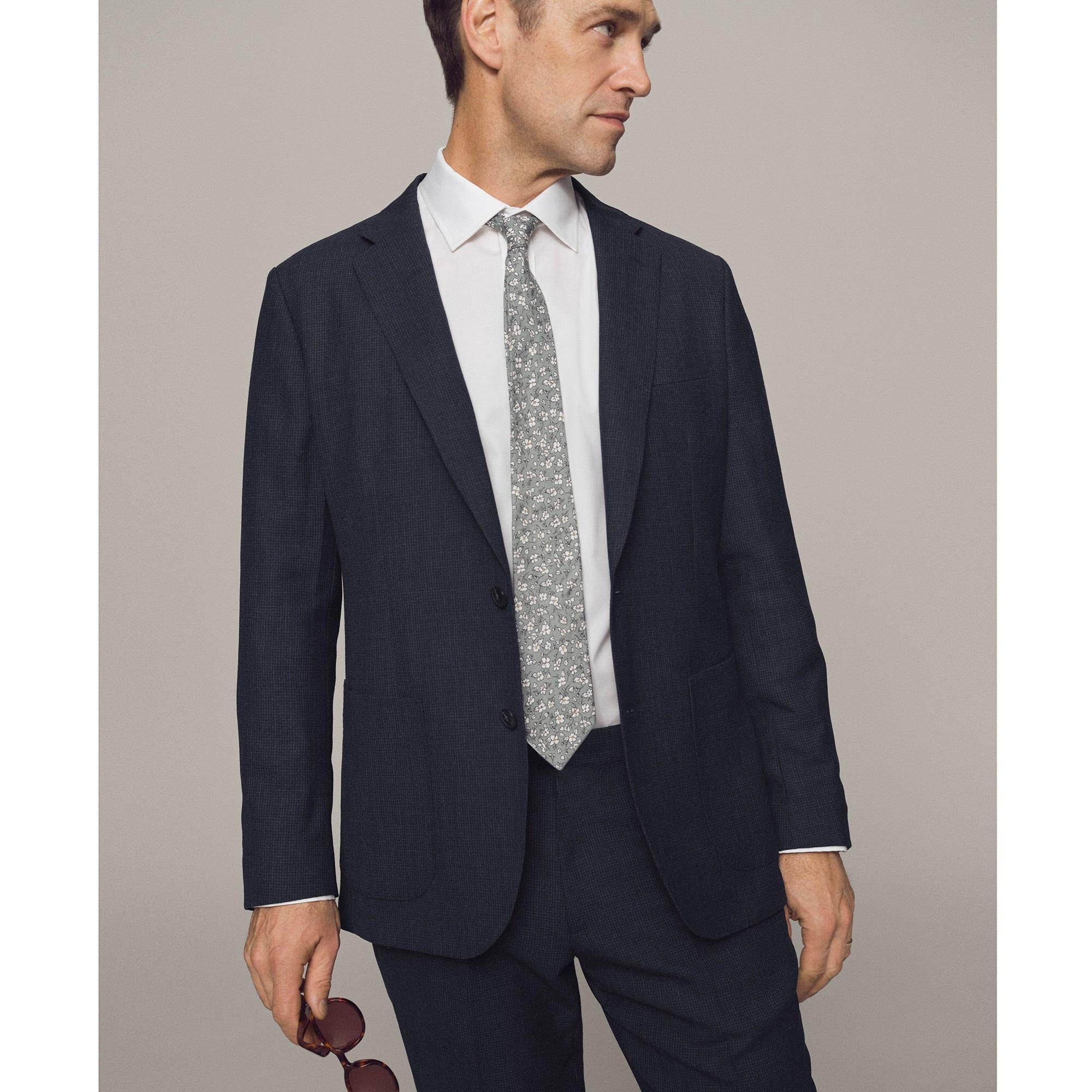Ludlow Slim-fit suit jacket in English wool Product Image