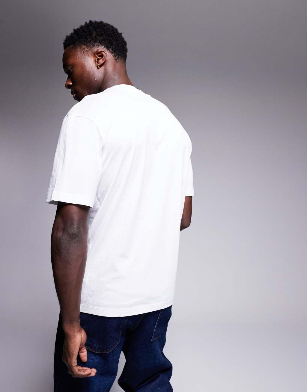 HUGO BLUE Nico chest logo t-shirt in white Product Image