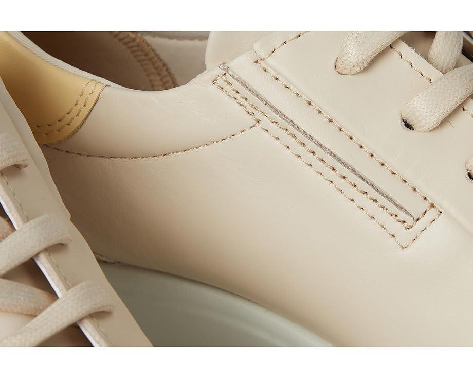 Soft 7 Sneaker Product Image
