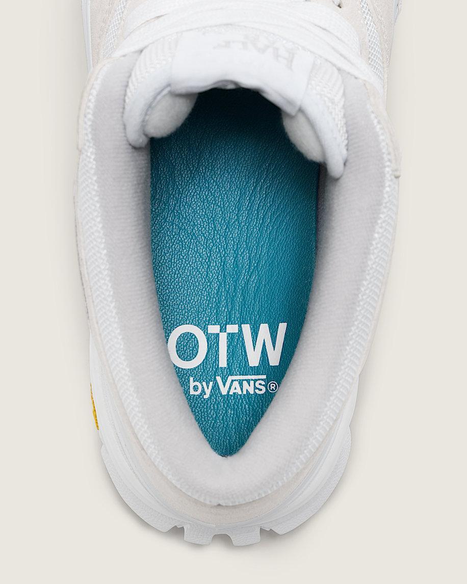 OTW Half Cab 33 Trail Vibram in Ivory White| Vans US Product Image