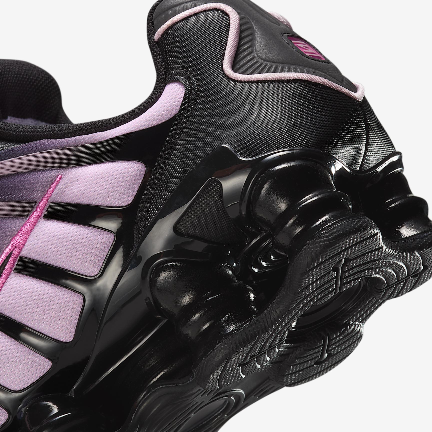 Nike Women's Shox TL Shoes Product Image