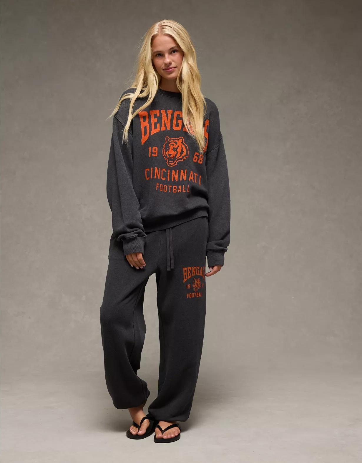 AE NFL Cincinnati Bengals Relaxed Fit Sweatshirt Product Image