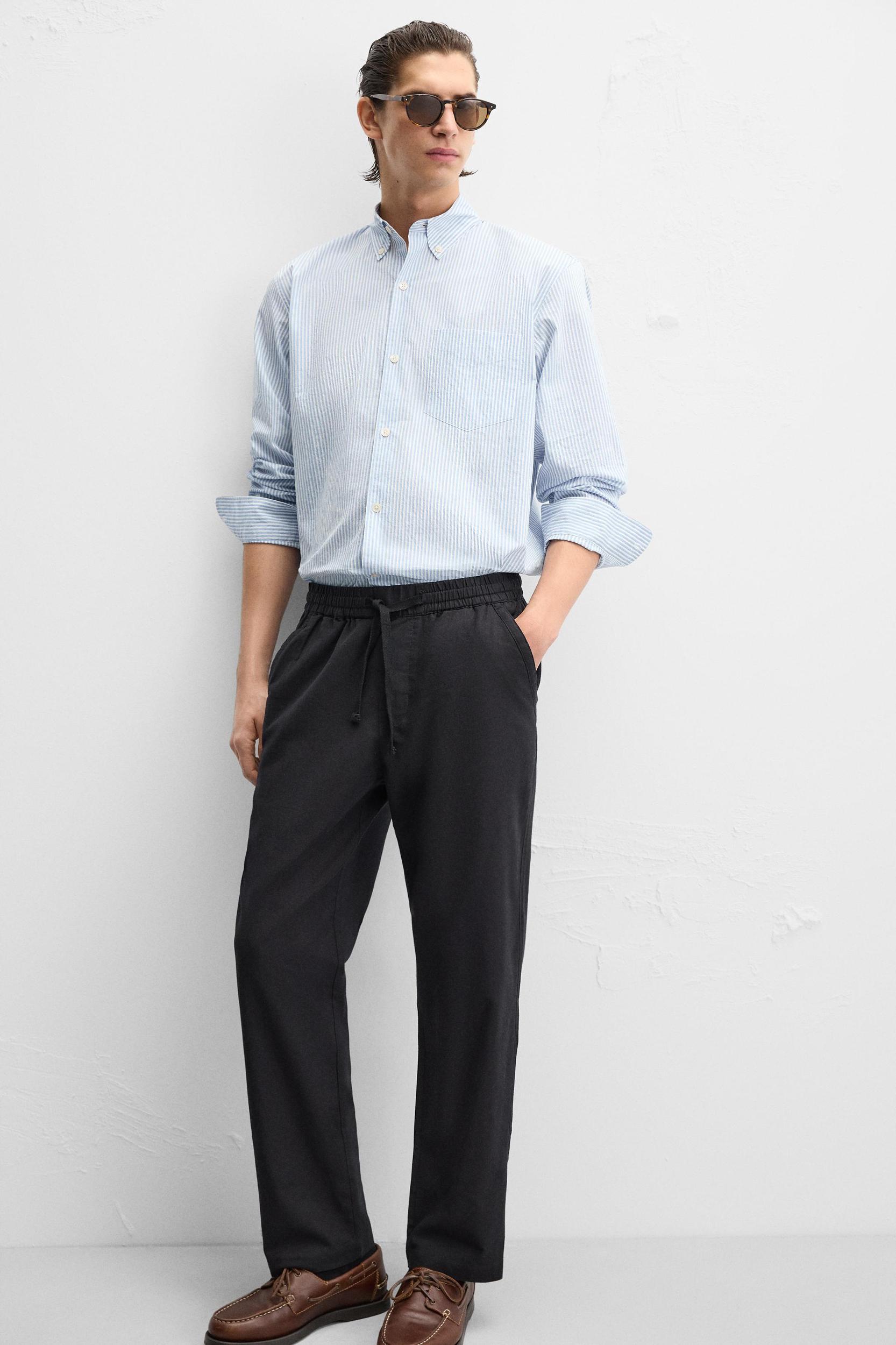 RELAXED FIT JOGGING PANTS Product Image