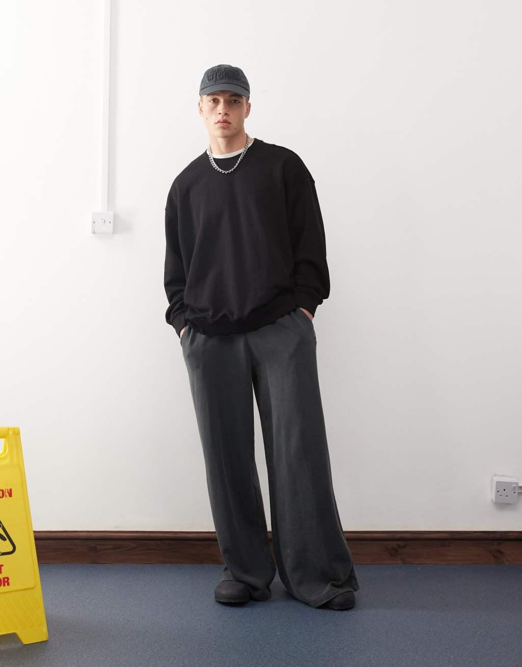 Weekday oversized sweatshirt Product Image