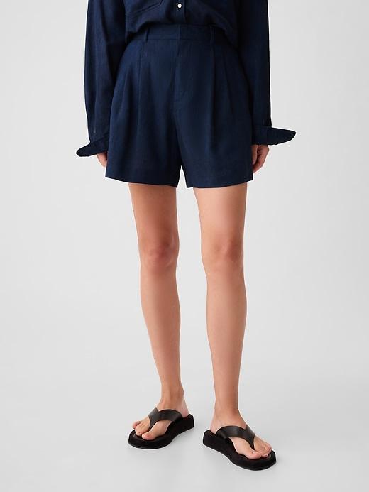 365 High Rise Linen-Blend Shorts Product Image