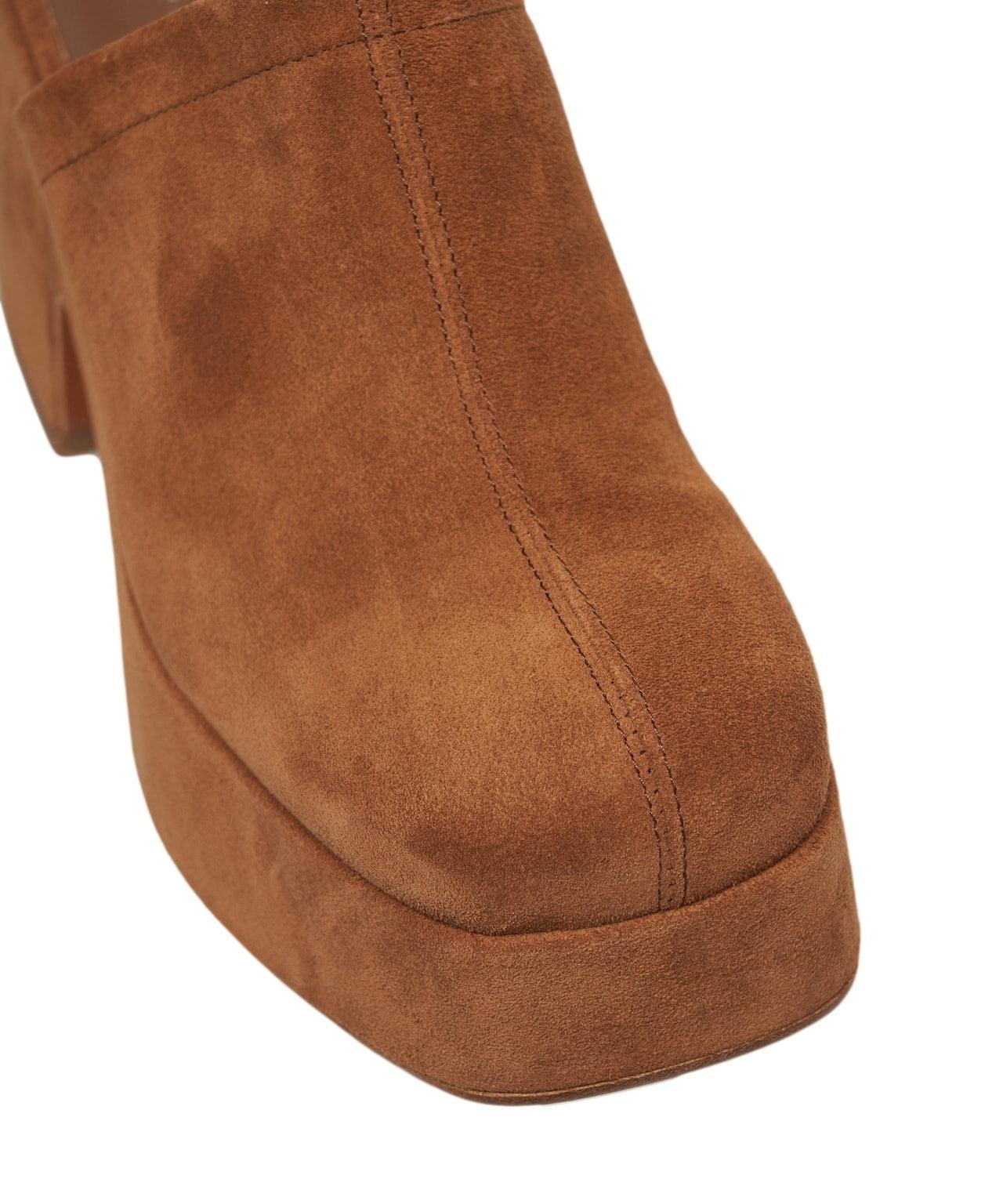 Sabot in suede Product Image