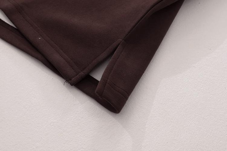 RT No. 11422 BROWN CONTRAST POLO SWEATER Product Image
