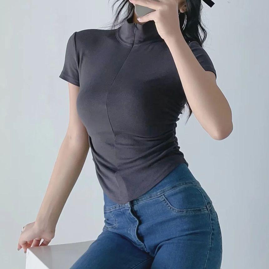 Short-Sleeve Stand Collar Plain Ruched Half Zip Tee Product Image