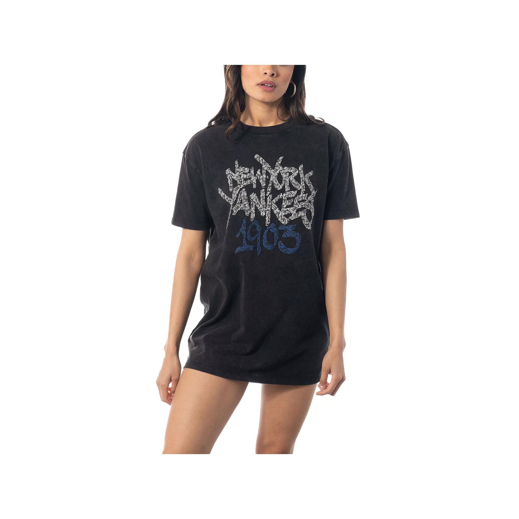 Women's The Wild Collective Black New York Yankees T-Shirt Dress, Size: XL Product Image
