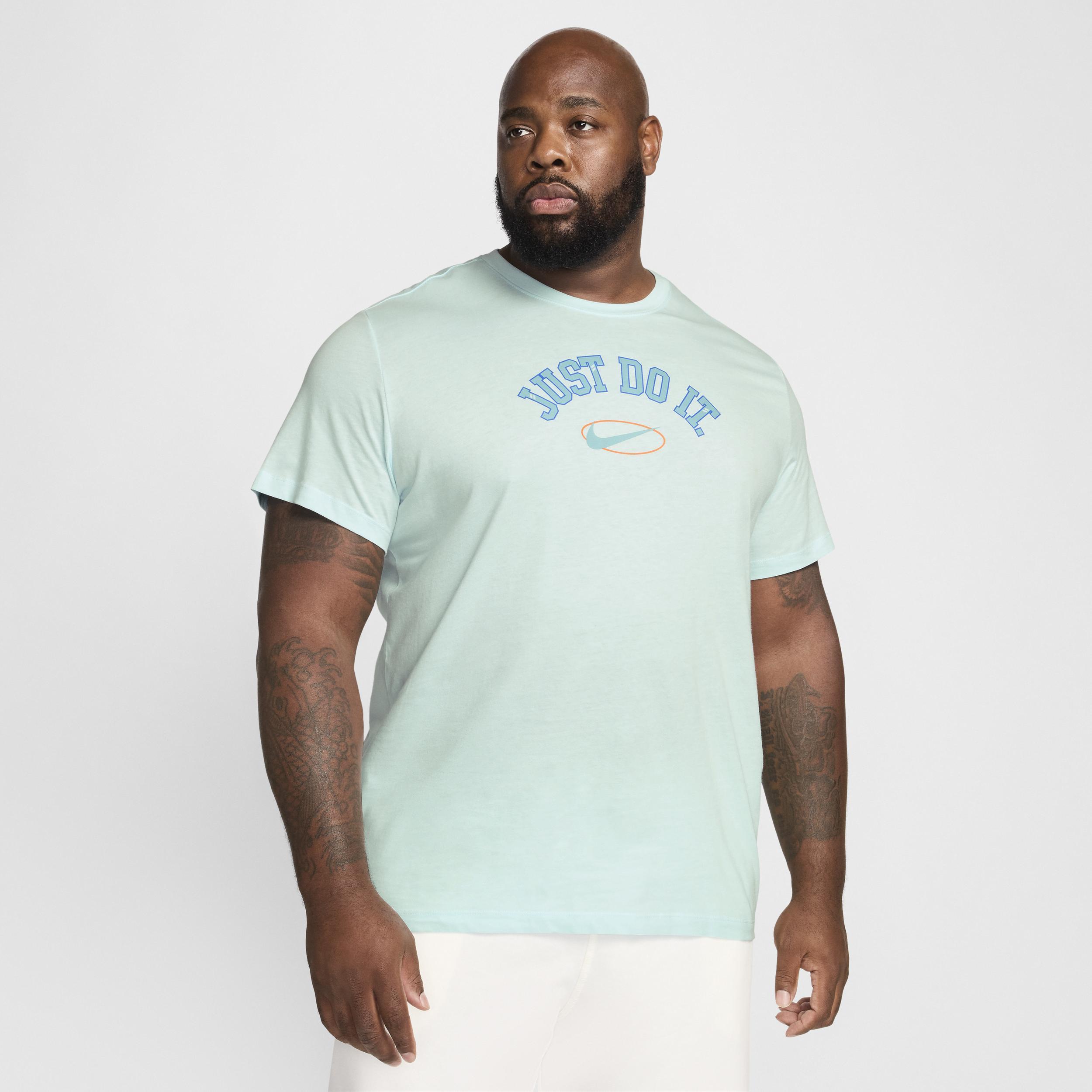 Nike Sportswear Men's T-Shirt Product Image