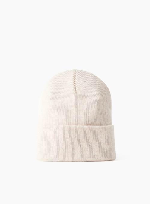 peak beanie Product Image