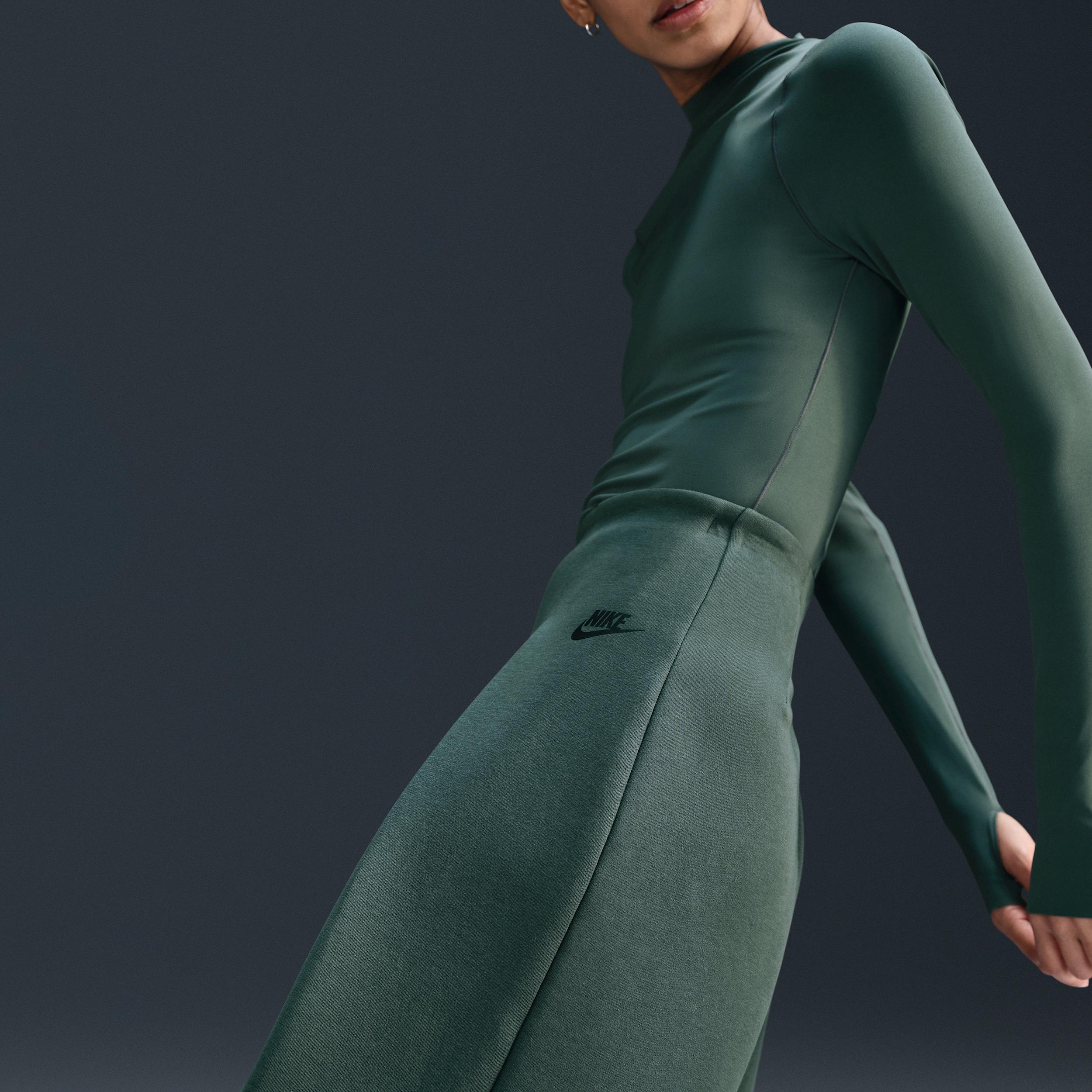Nike Sportswear Tech Fleece Women's High-Waisted Pleated Pants Product Image