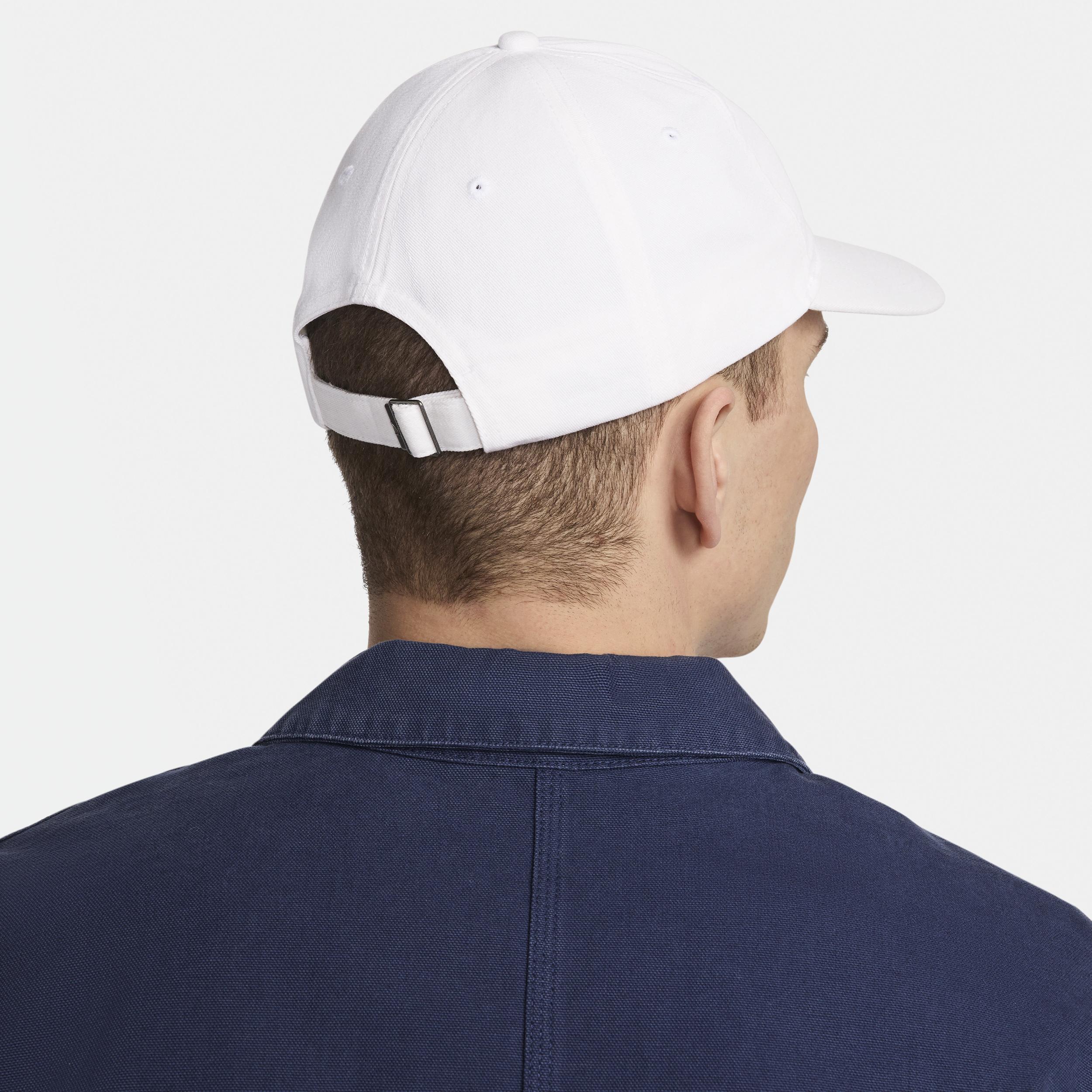 Nike Club Unstructured Dunk Patch Cap Product Image
