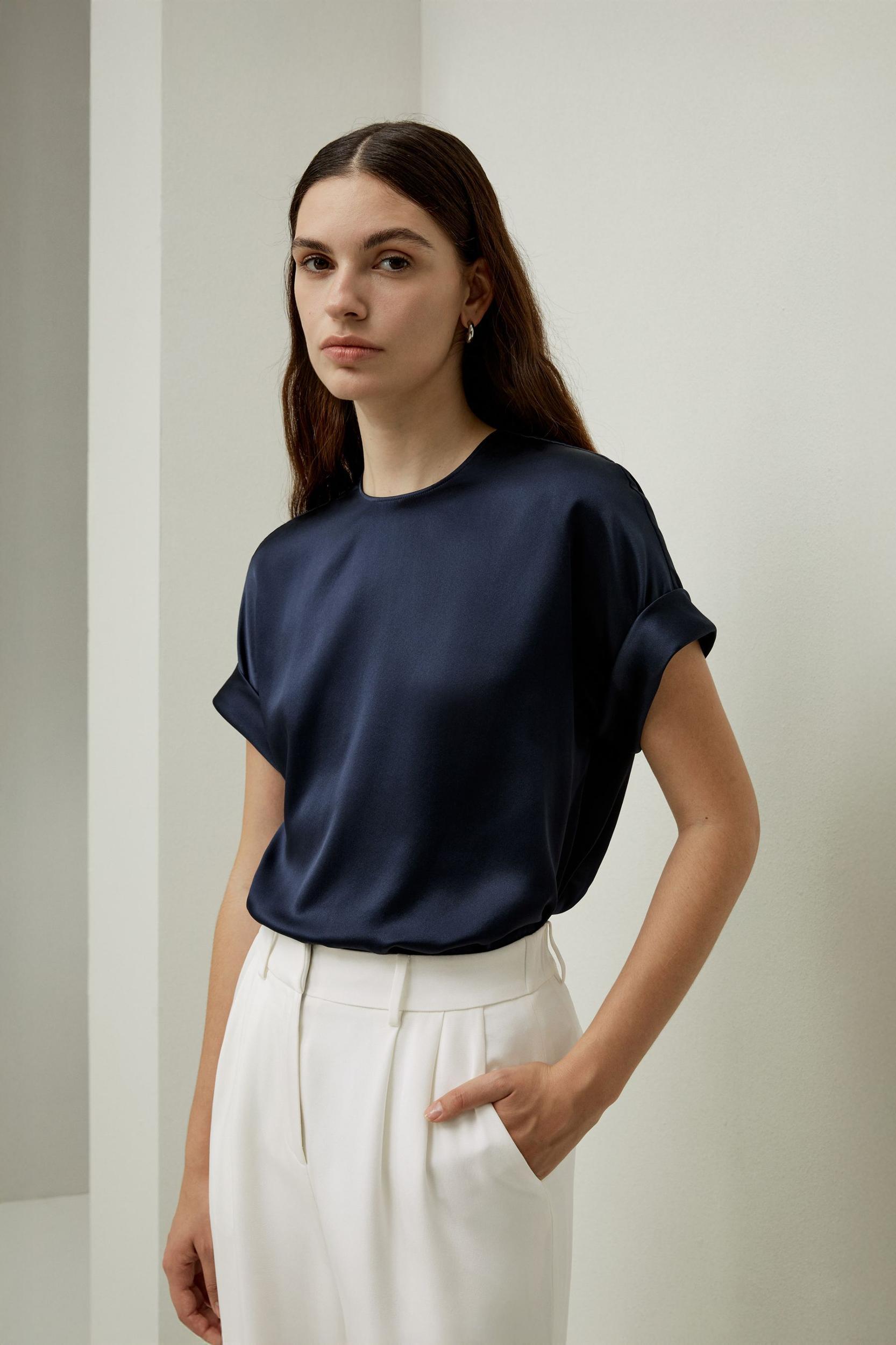 Obliuque Sleeves Round Neck Silk Tee Product Image