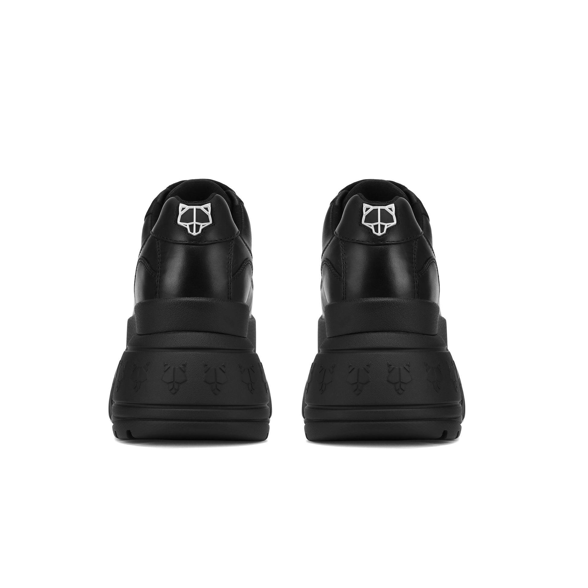 Sprinter Black Leather Product Image