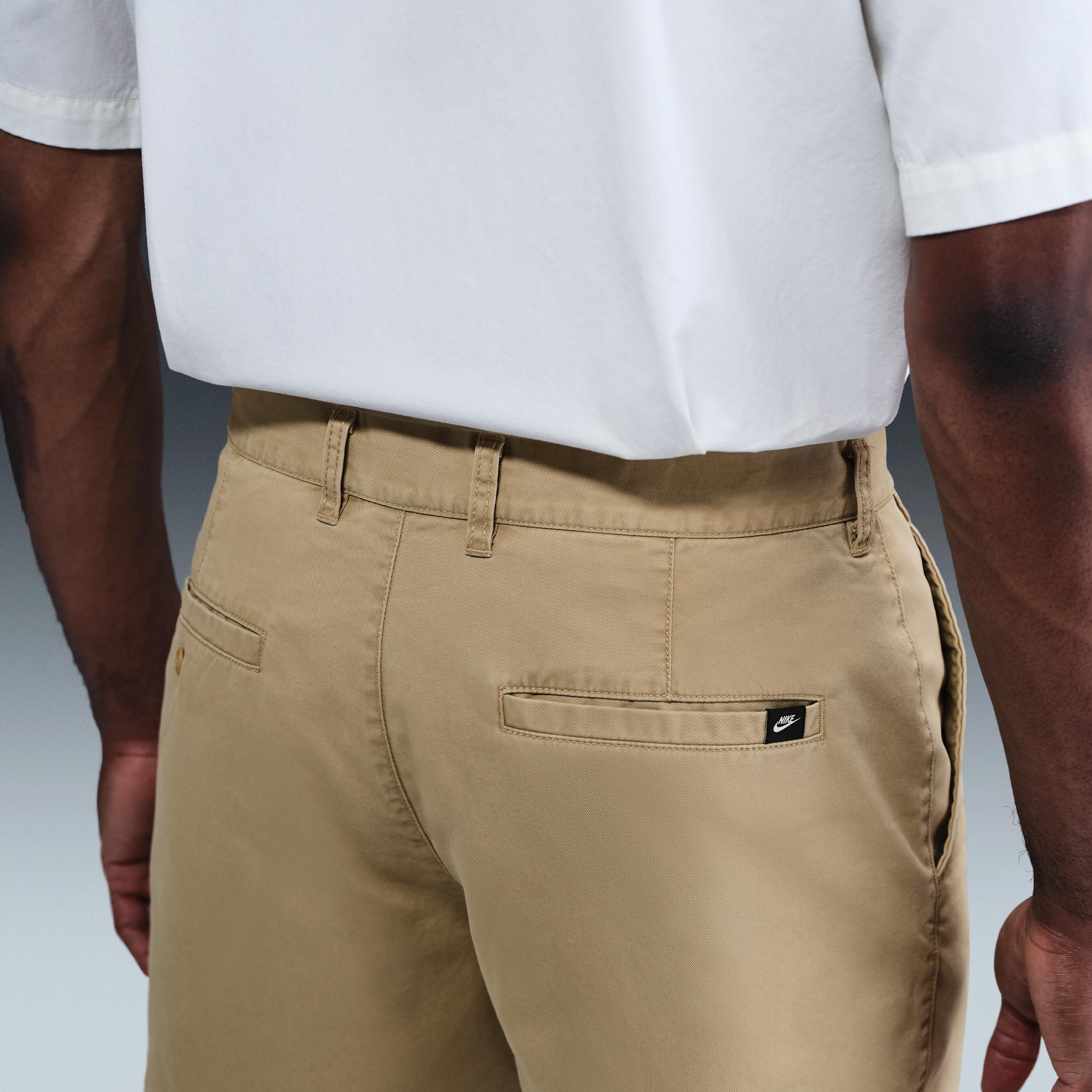 Nike Club Men's Washed Chino Shorts Product Image