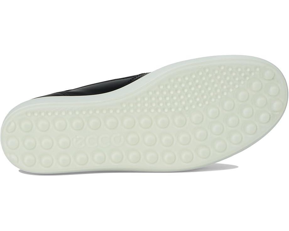 Soft 7 Casual Slip-On Sneaker Product Image