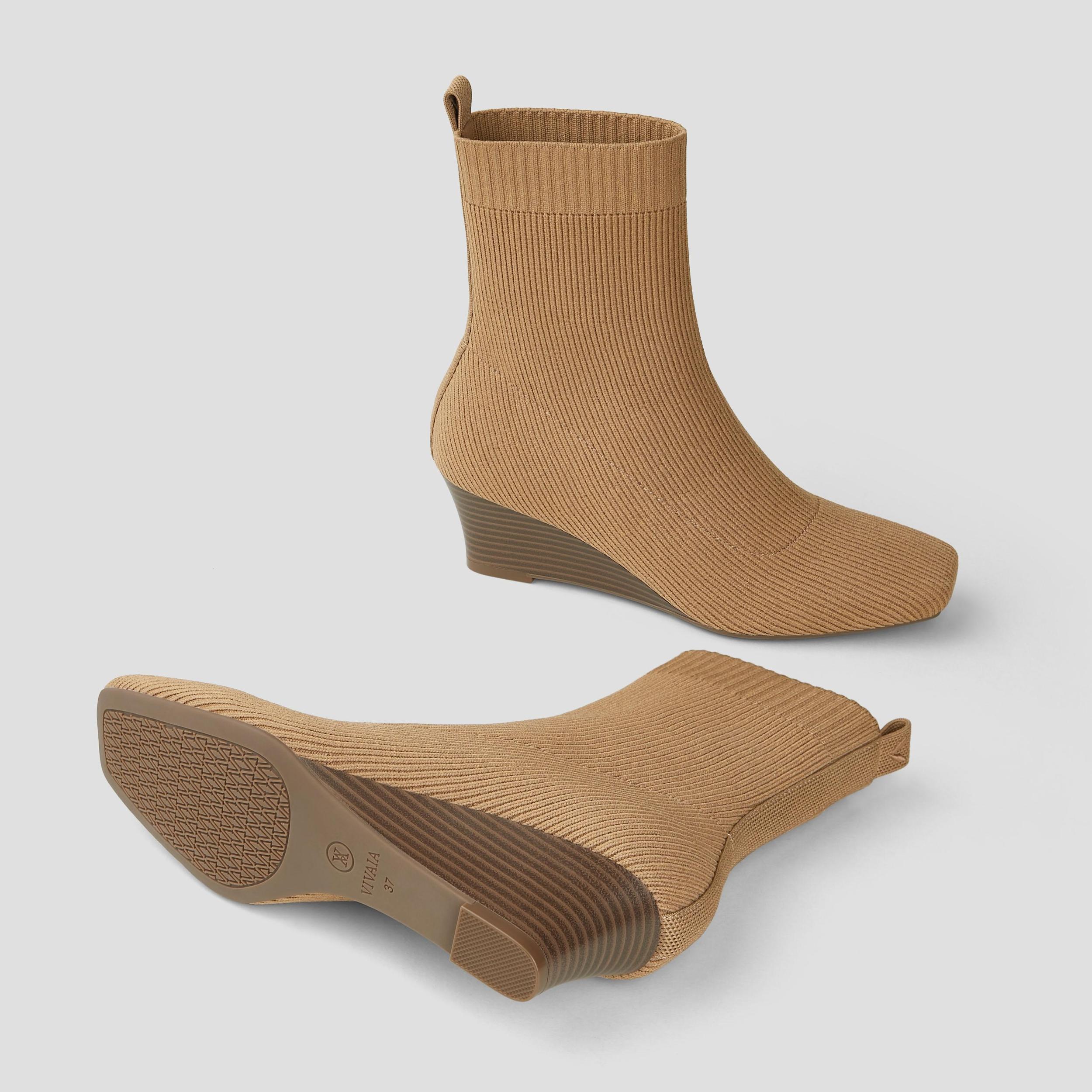 Square-Toe Water-Repellent Heeled Boots (Rafaella) Product Image