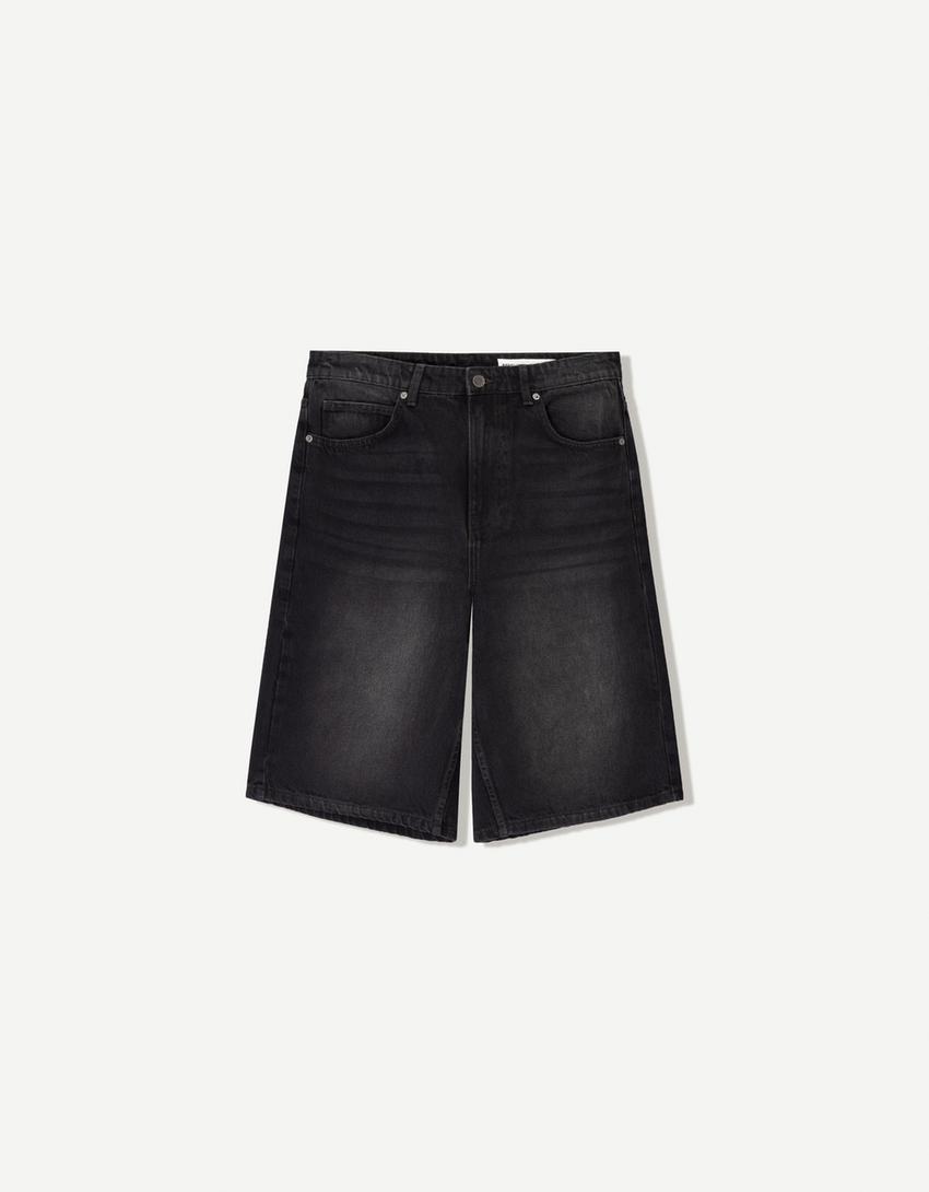 Baggy denim Bermuda shorts Product Image