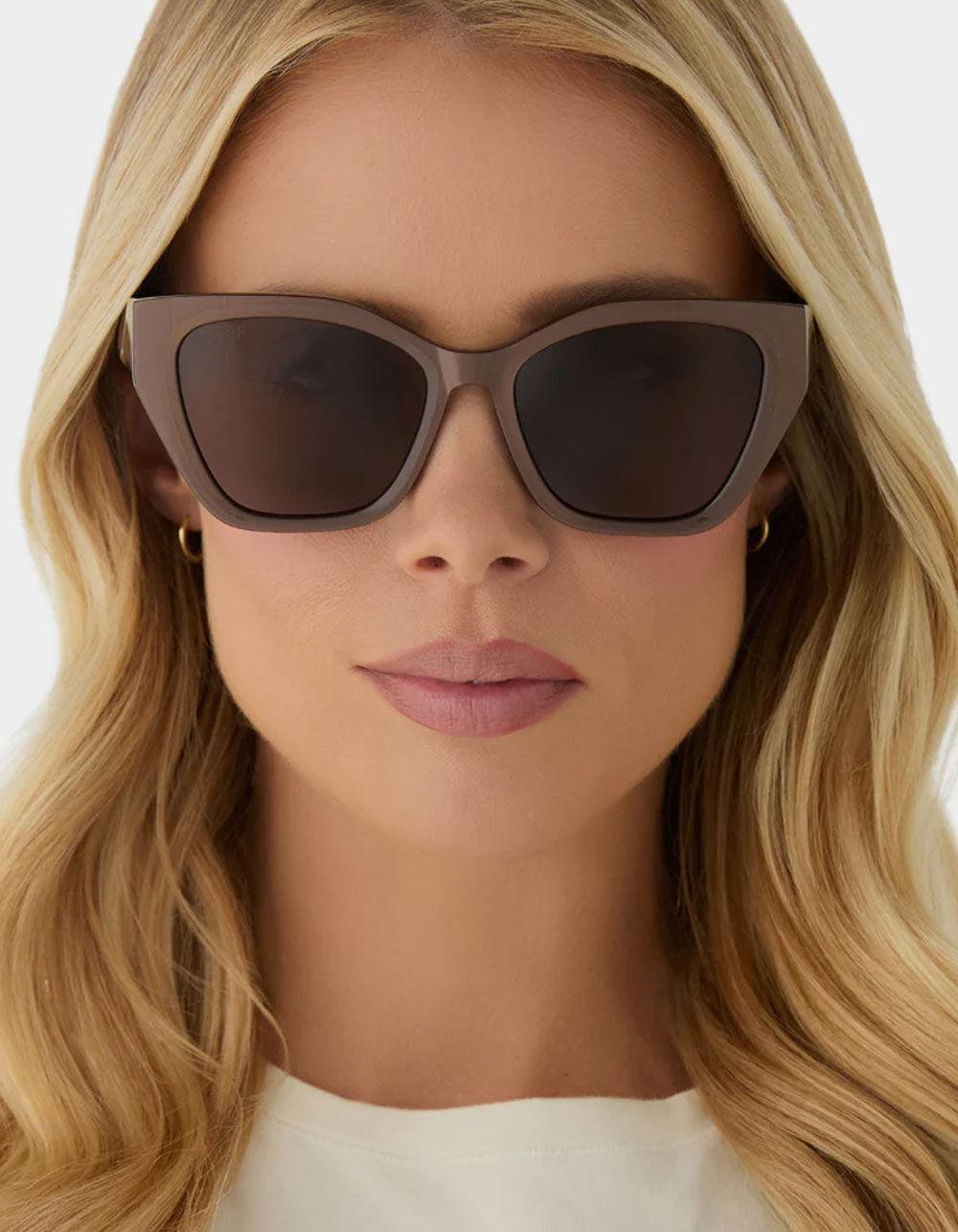 DIFF EYEWEAR Evie Sunglasses - BROWN Product Image