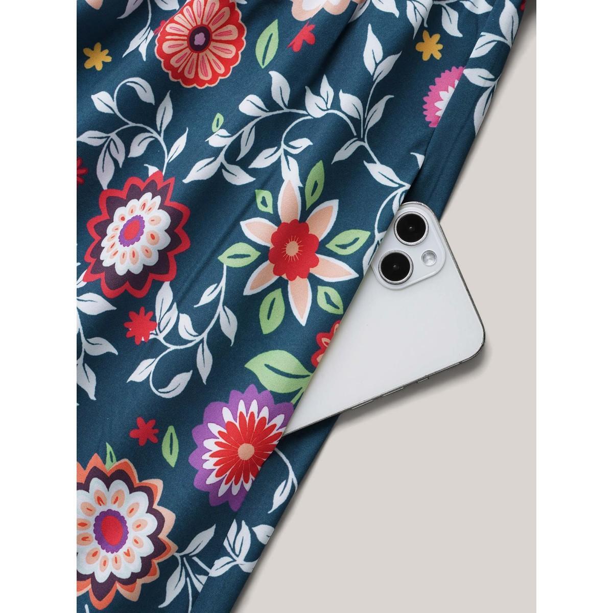 Plus Size Floral Print Stretchy-Waist Pockets Maxi Dress Navy Women Resort Non Flat collar with V-notch Elbow-length sleeve Curvy BloomChic 22-24/3X Product Image