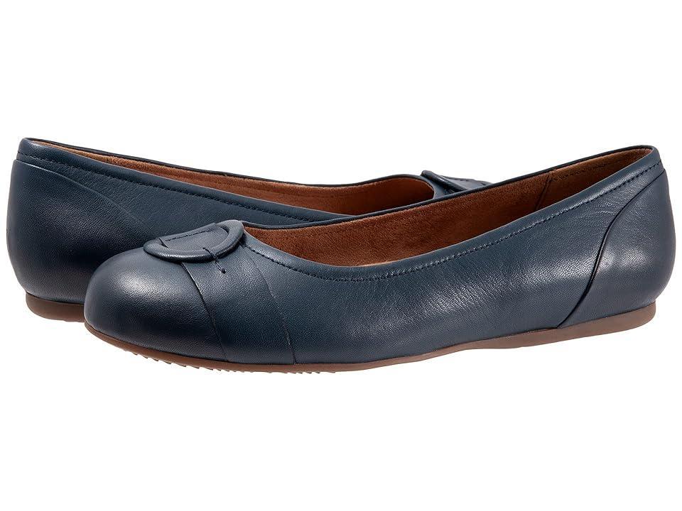 SoftWalk Savannah Women's Shoes Product Image