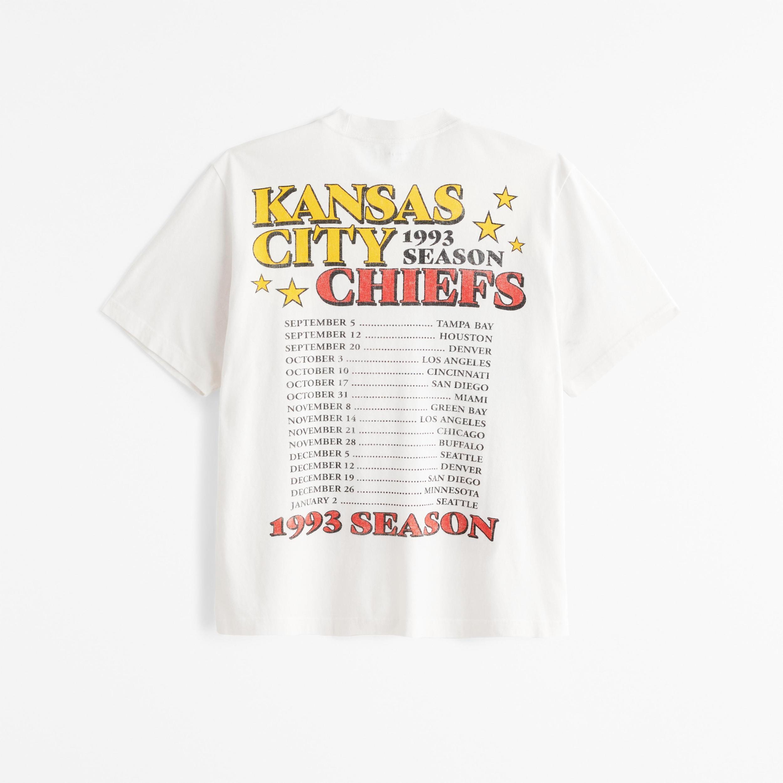 Kansas City Chiefs Vintage-Inspired Graphic Tee Product Image