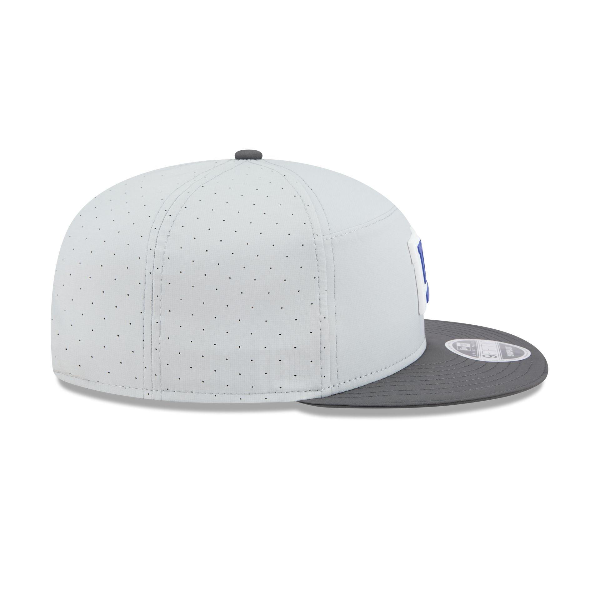 Boston Celtics Linen 59FIFTY Fitted Hat Male Product Image