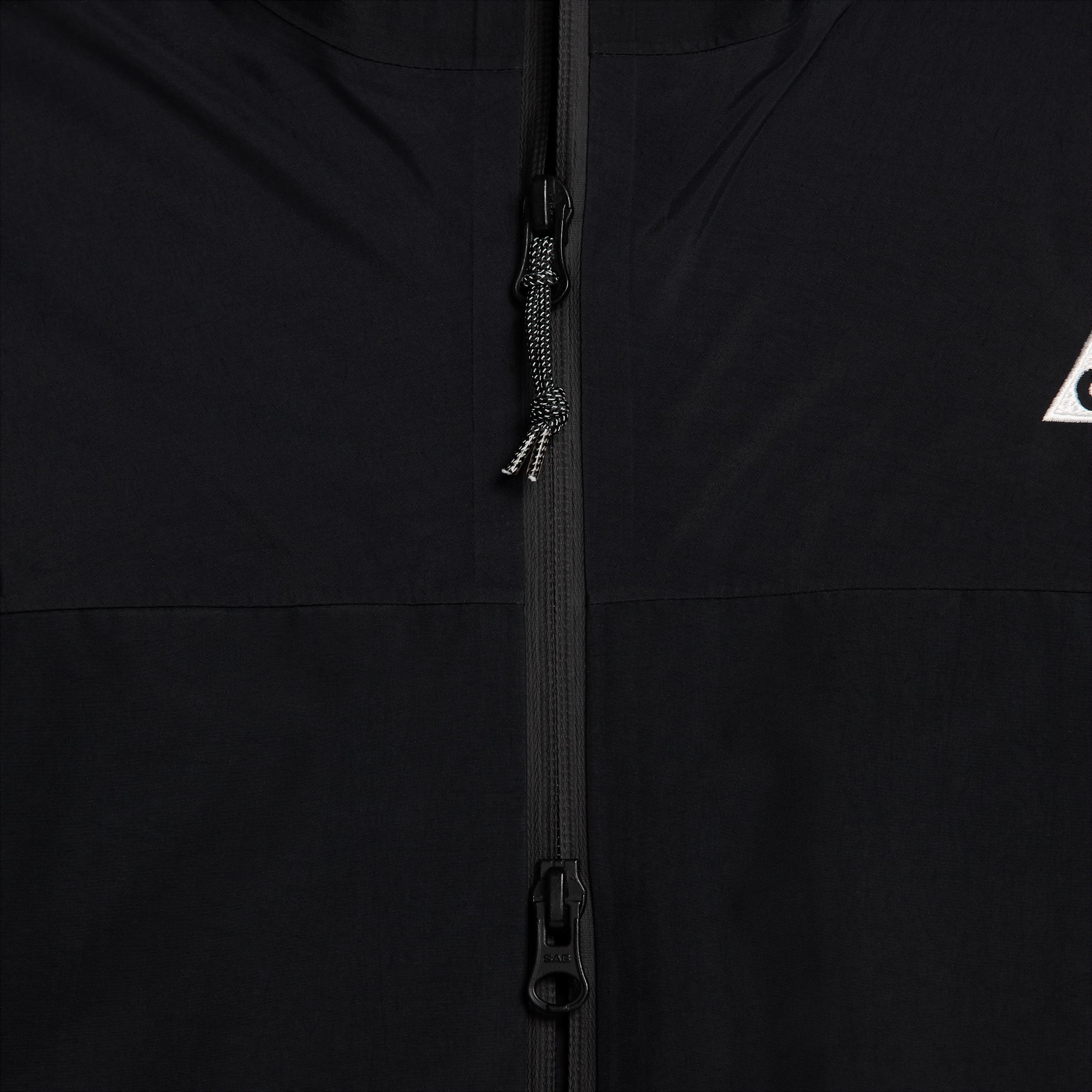 Men's Nike ACG "Morpho" Storm-FIT ADV Rain Jacket Product Image