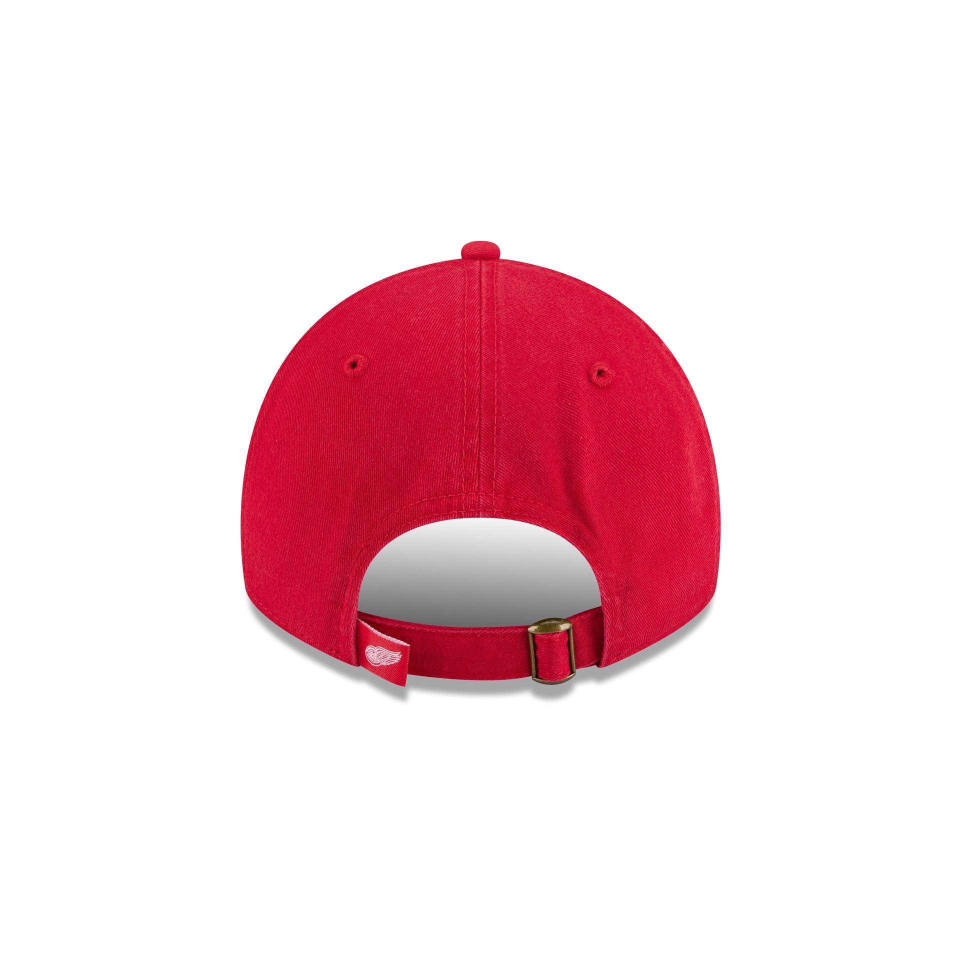 Dominican Republic Red Alt 9FORTY Snapback Hat Male Product Image