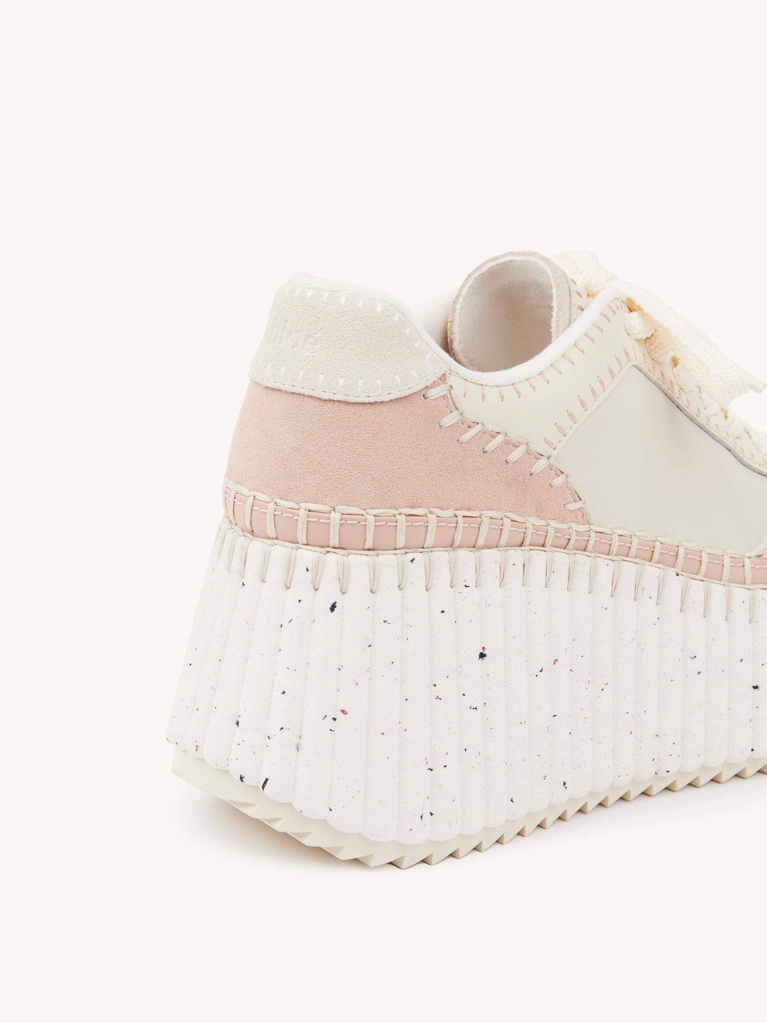 Nama sneaker Product Image