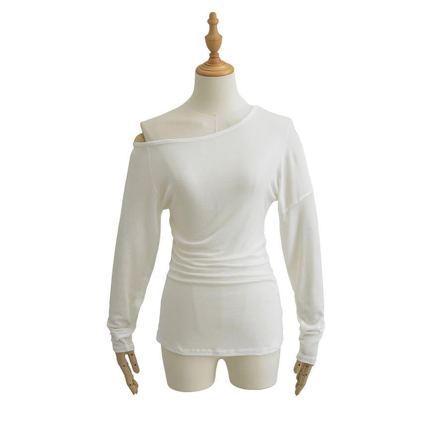 One-Shoulder Long Sleeve Plain Tee Product Image