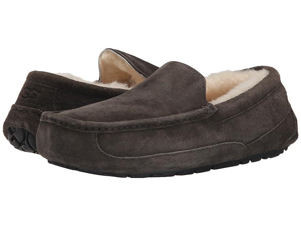 UGG Ascot - WIDE (Charcoal) Men's Slippers Product Image