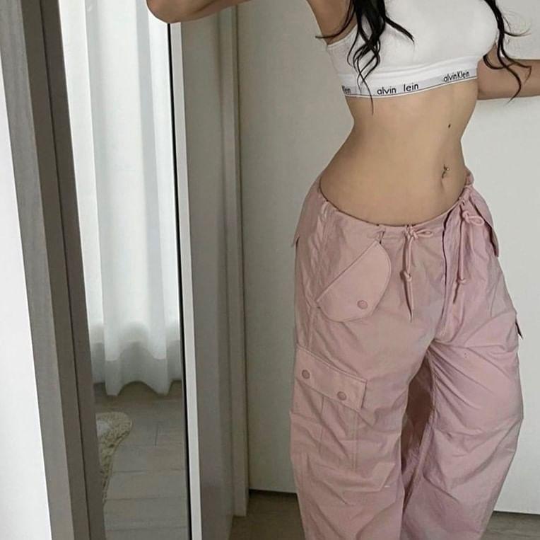 Low-Waist Drawstring Cargo Pants Product Image