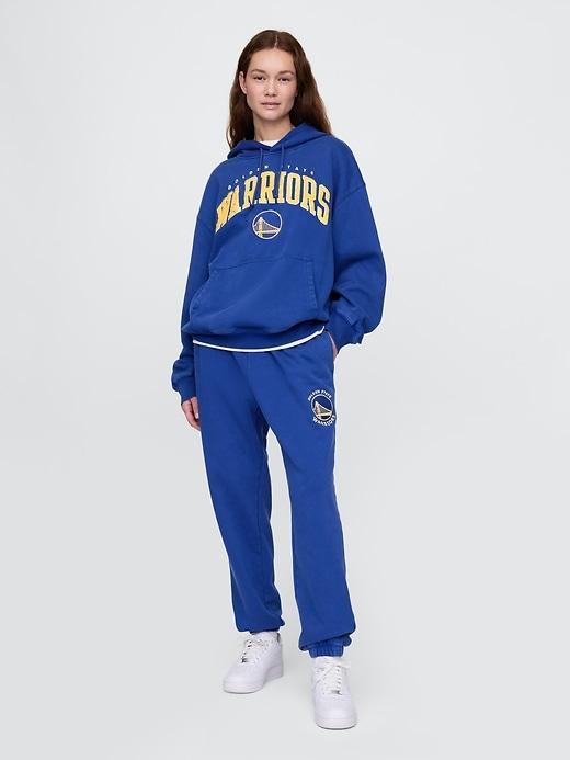 NBA Golden State Warriors Logo Heavyweight Joggers Product Image