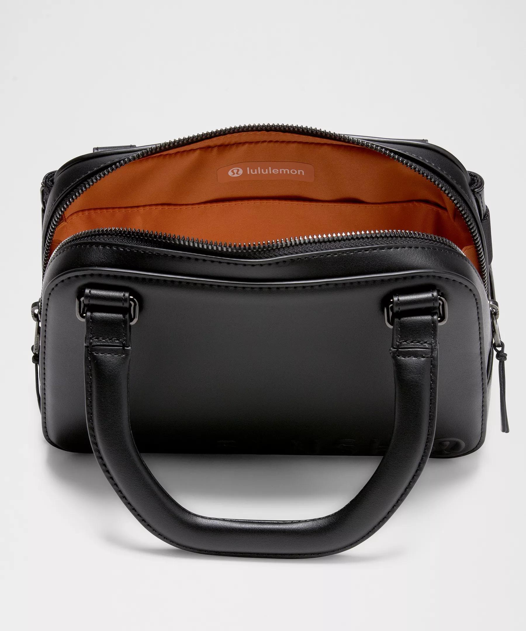 Top-Handle Large Belt Bag 2L *SLNSH Collection Product Image
