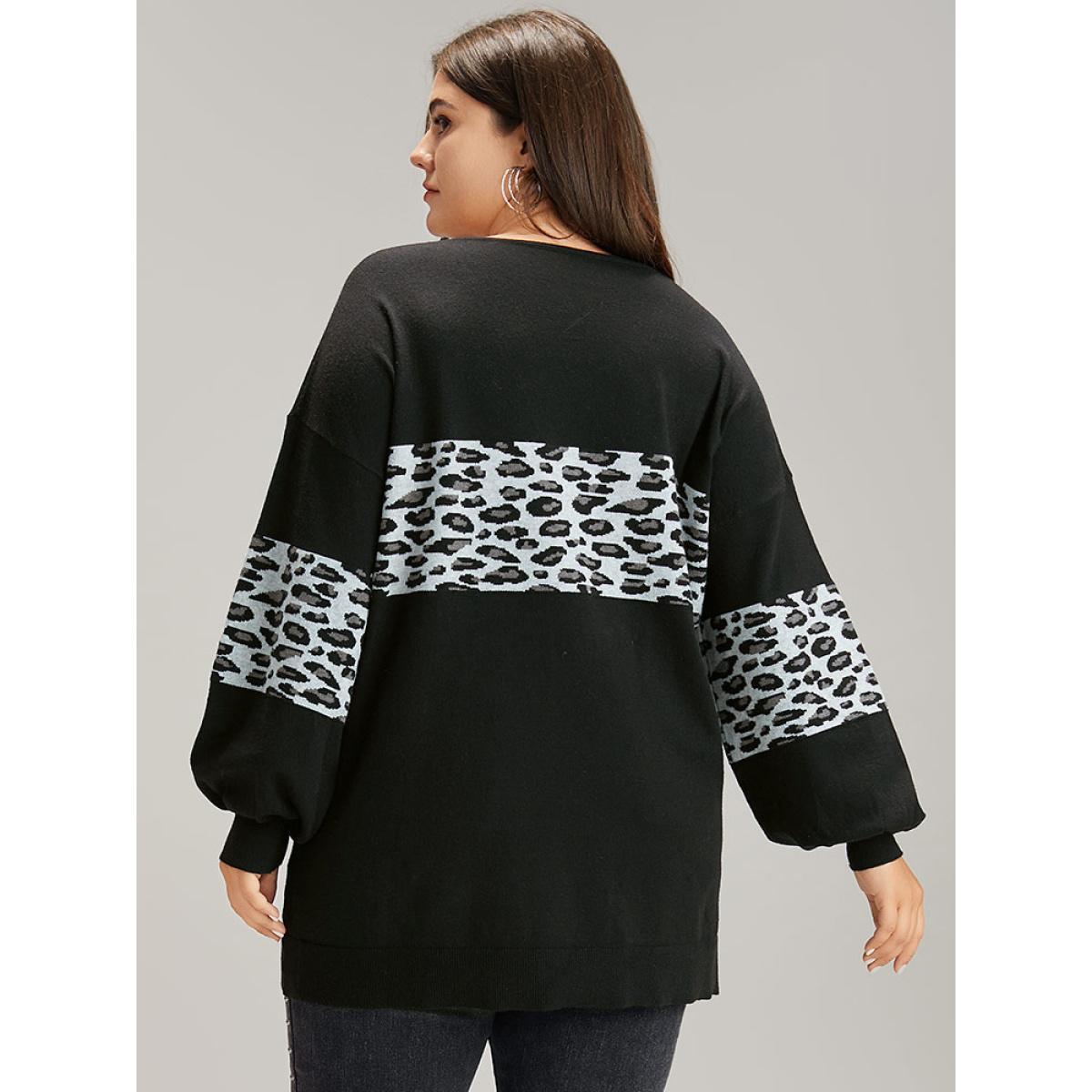 Plus Size Anti-Pilling Leopard Patchwork Crisscross Neck Pullover Black Women Casual Loose Long Sleeve V-neck Dailywear Pullovers BloomChic 10/M Product Image