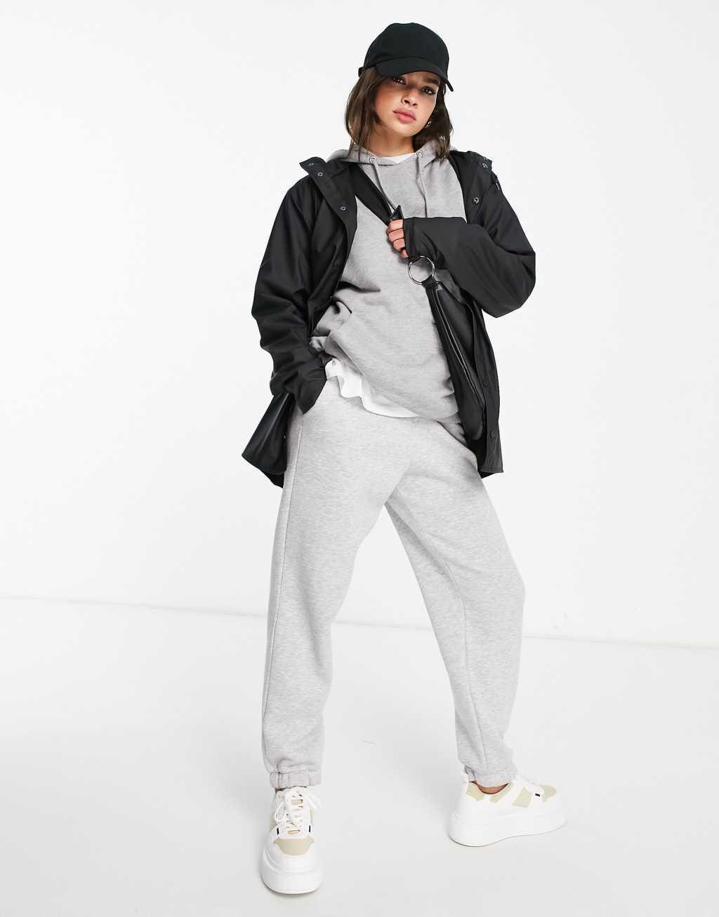 Rains 12010 waterproof short jacket in black Product Image
