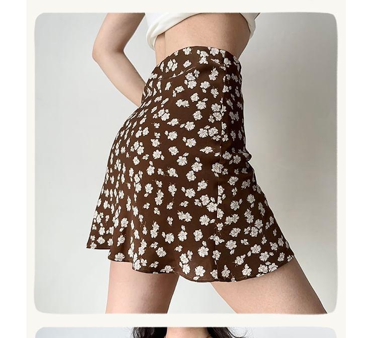 High Rise Floral Print Mini A-Line Skirt Product Image