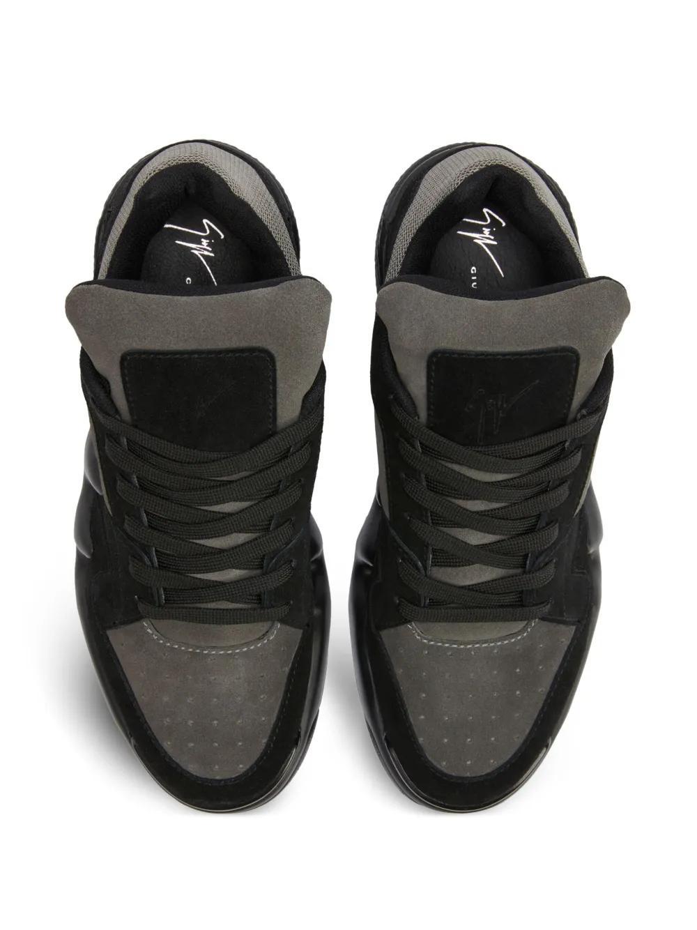Talon sneakers Product Image