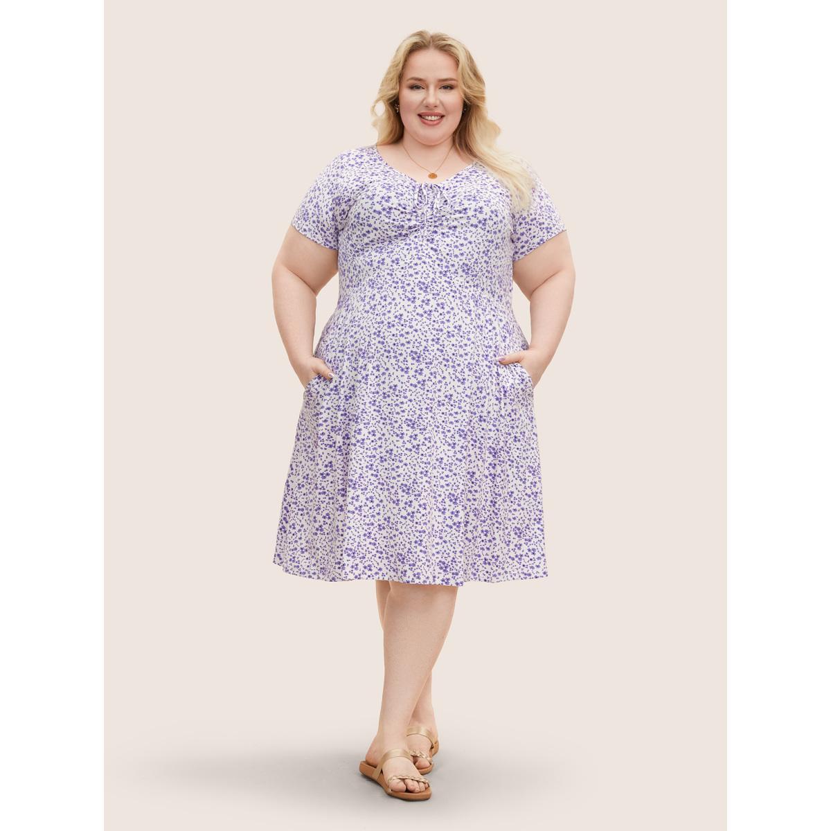 Plus Size Ditsy Floral Elastic Waist Knot Drawstring Dress Lilac Women Casual Non V-neck Short sleeve Curvy Midi Dress BloomChic 30/6X Product Image