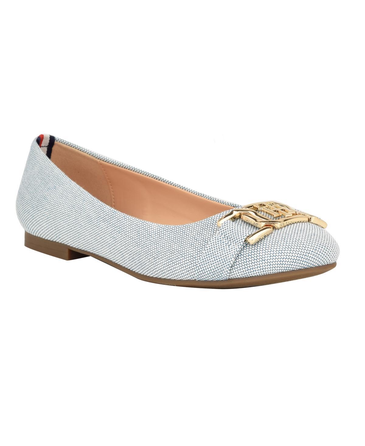 Tommy Hilfiger Gallyne (Ivory) Women's Flat Shoes Product Image