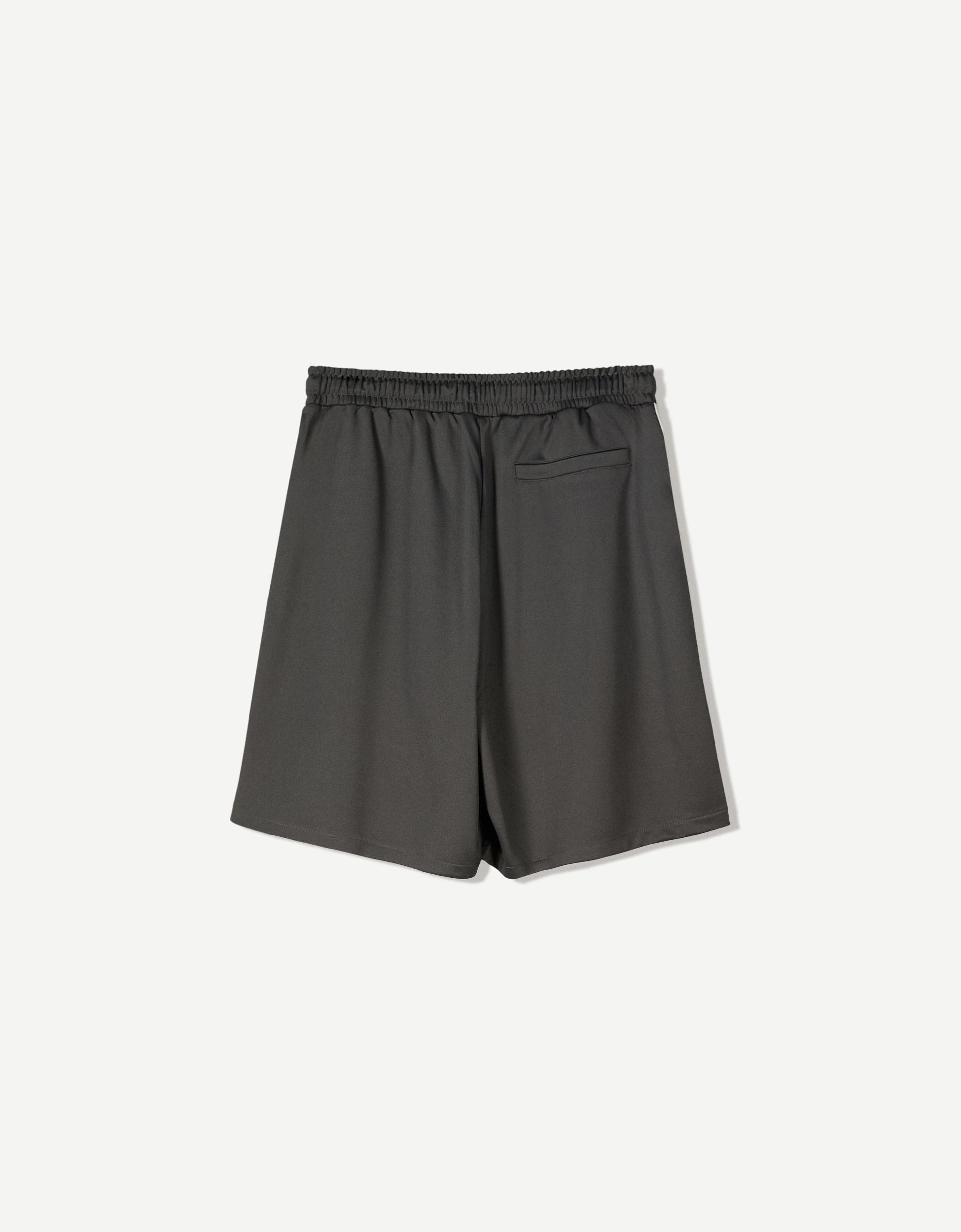 Technical Bermuda shorts with darts Product Image