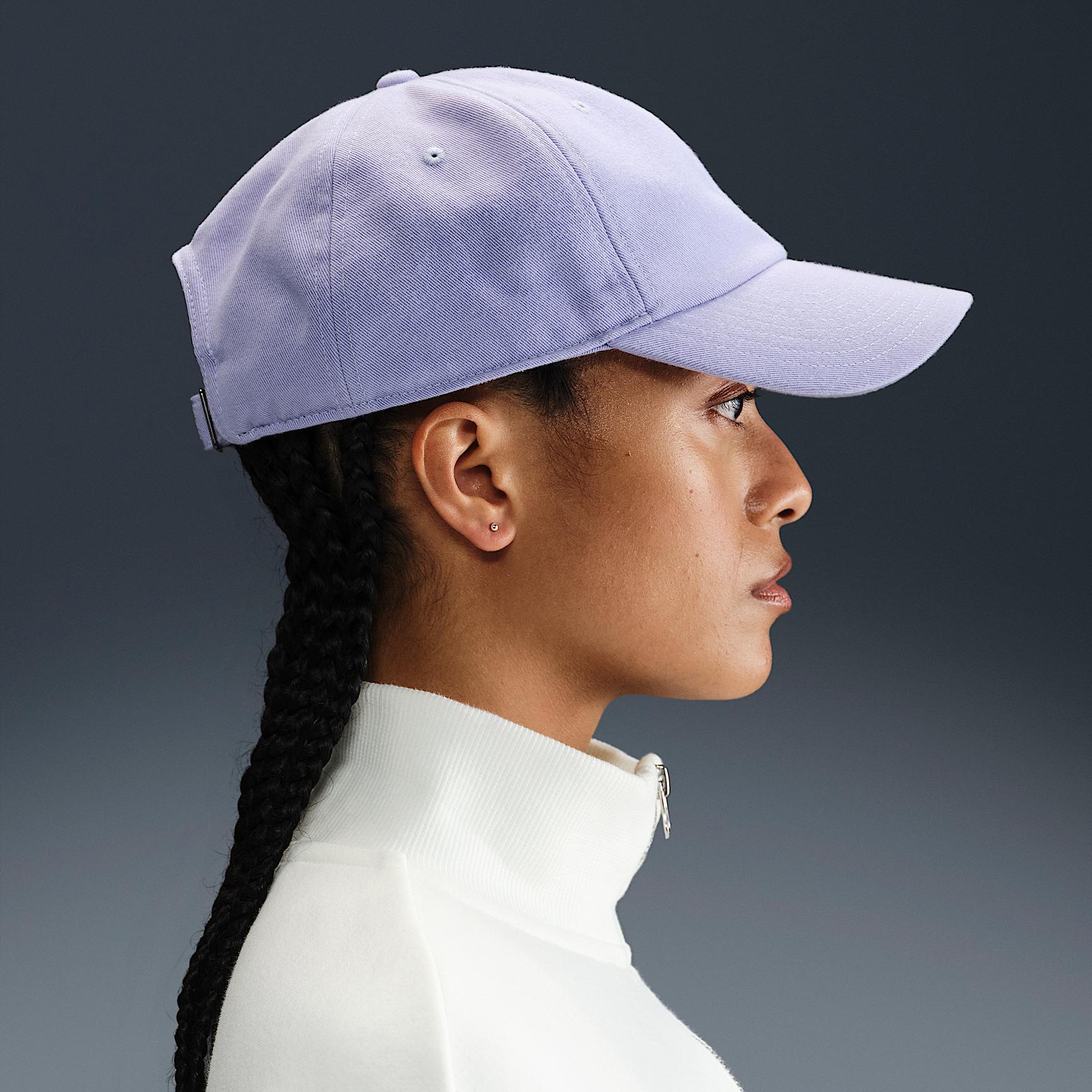 Nike Club Unstructured Cap Product Image